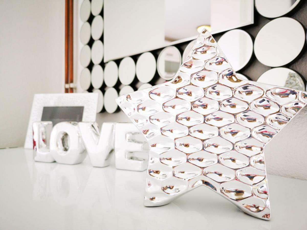 Apartman "Sabine Red" With Heated Pool Omisalj Luaran gambar