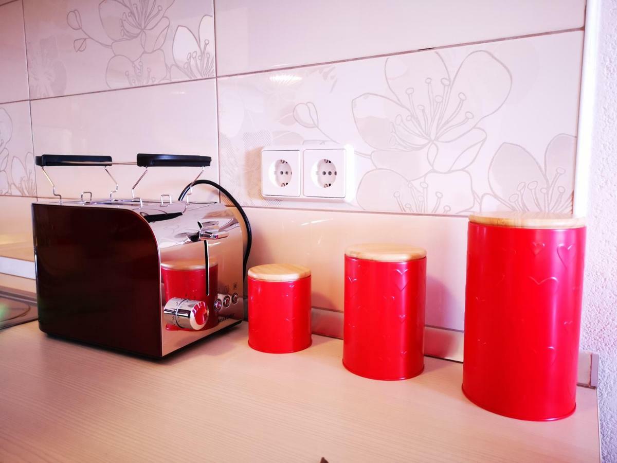 Apartman "Sabine Red" With Heated Pool Omisalj Luaran gambar